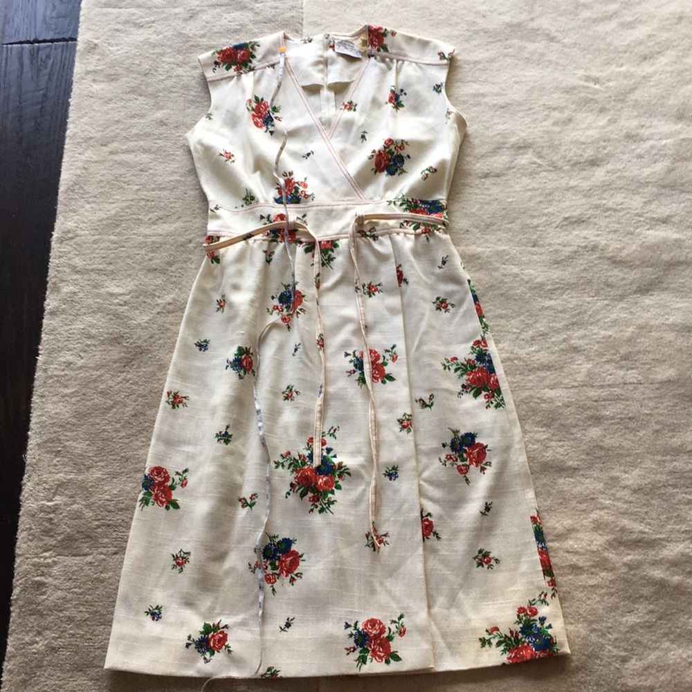 Vintage floral linen midi dress - Picture 5 of 6